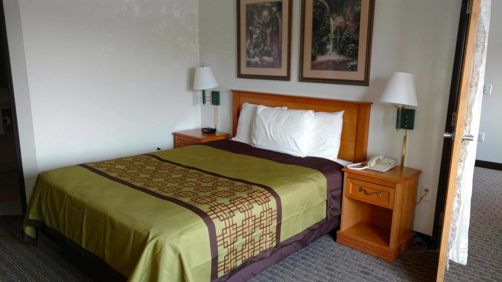 Americas Value Motel 2*